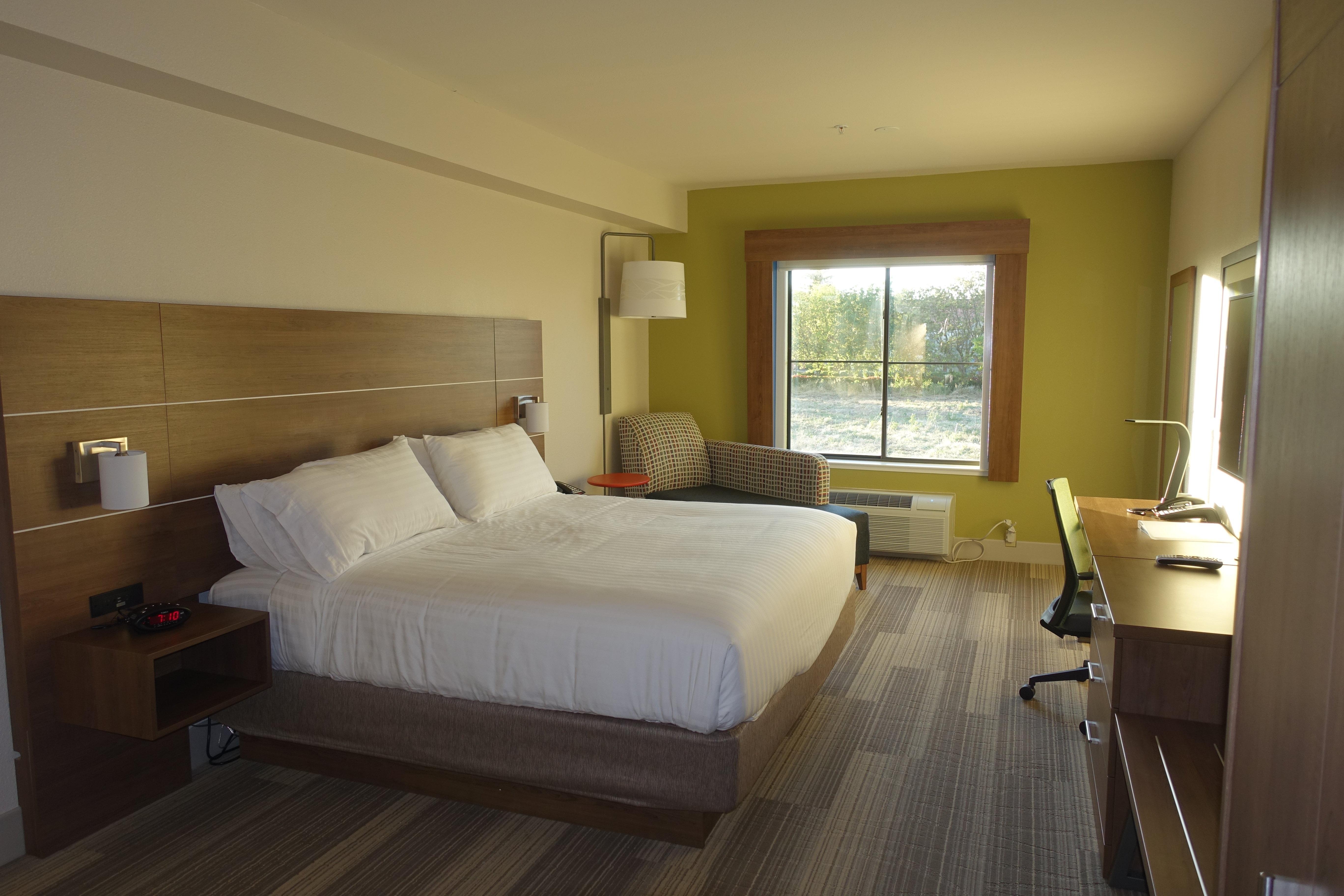 Holiday Inn Express&Suites Brentwood Exterior foto